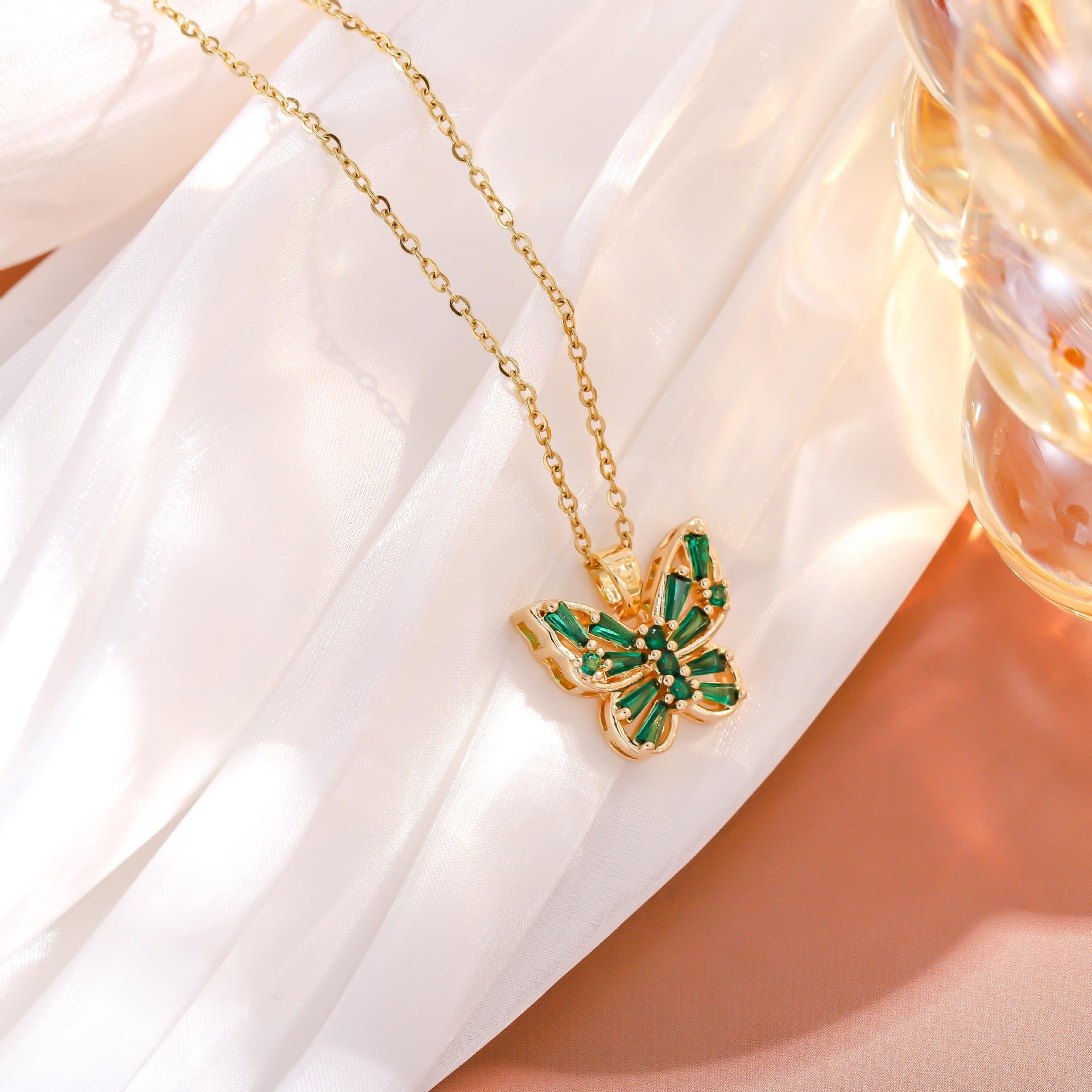 Wholesale Hollow Zircon Butterfly Copper Gold Plated Necklace